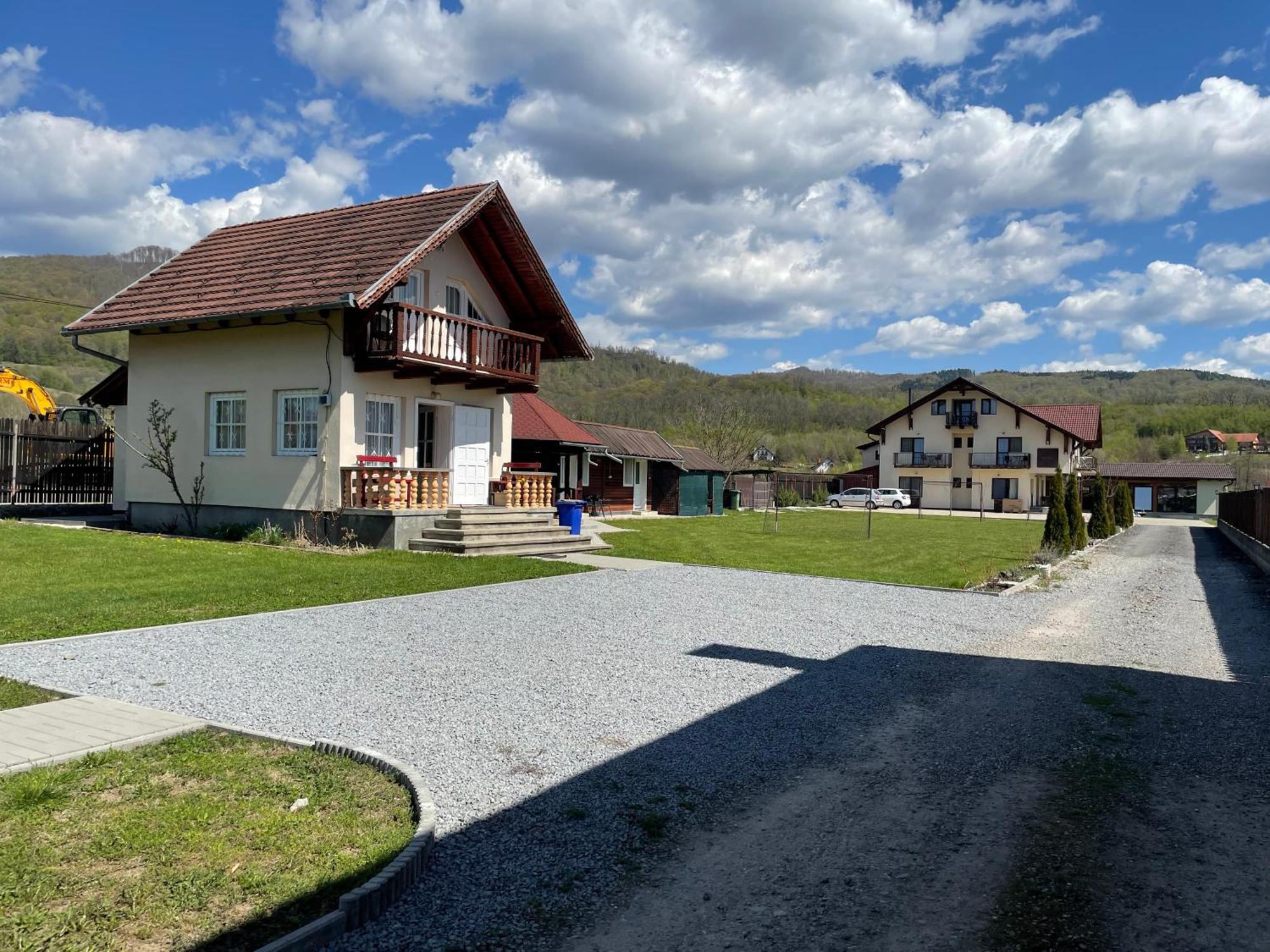 Вилла Casuta -Maria-Kishaz Совата Экстерьер фото